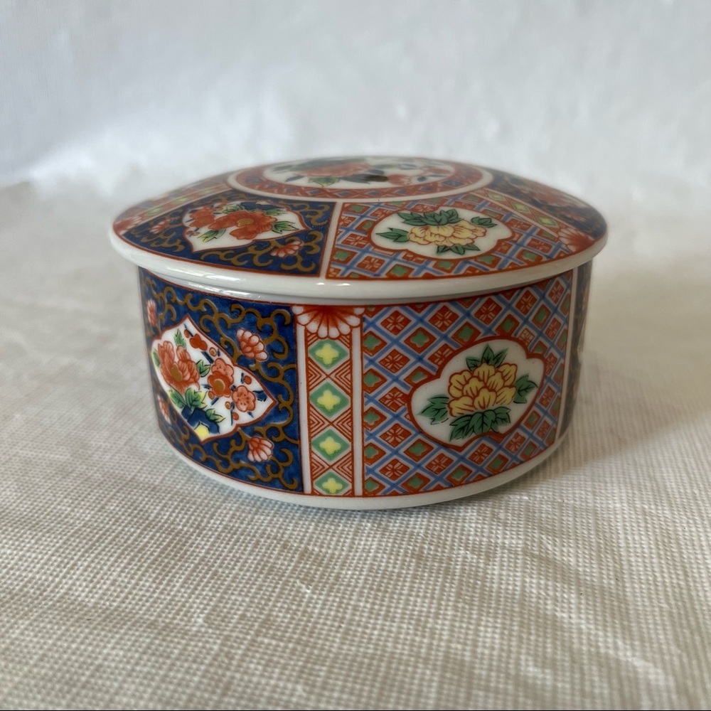 Vintage Takahashi Trinket Box With Lid